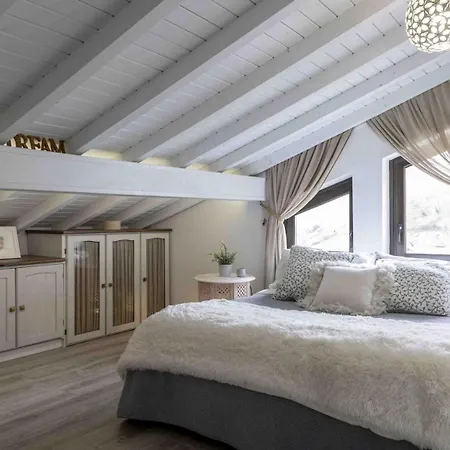 El Nial Del Gorrion - Casas Del Oso * Toriezo