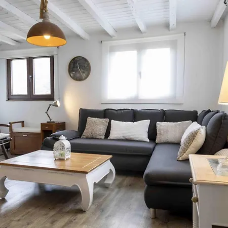 El Nial Del Gorrion - Casas Del Oso * Toriezo